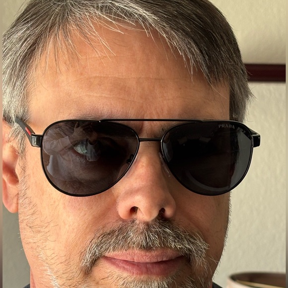 Prada Dark Aviator Sunglasses. New in the box. Full inclusion. Unisex - Picture 4 of 4